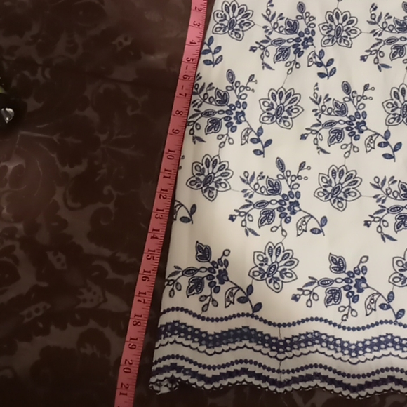 Loft Skirt - Picture 2 of 4